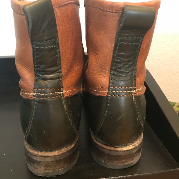 Frye Veronica duck boot in hunter green - Picture 4 of 5